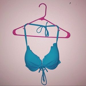 Victoria’s Secret bikini top